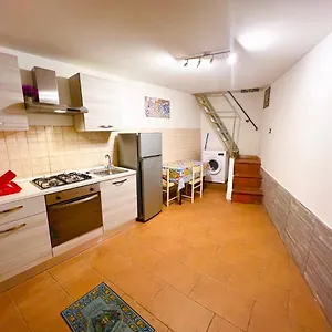  Casa vacanze Etnea House Center Italia