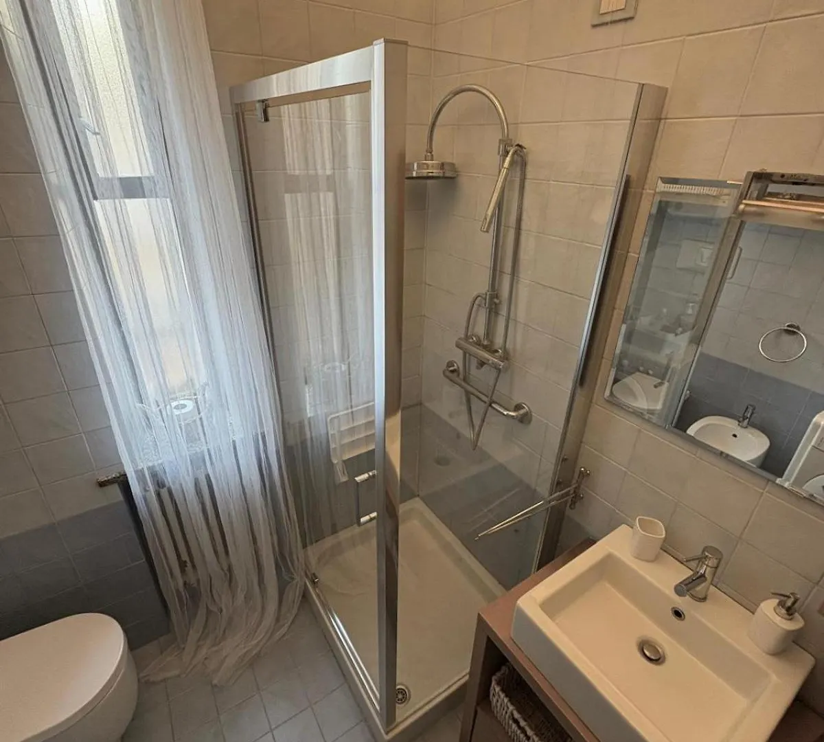 Claire Suite Milano De Angeli 0*, Milan Italy